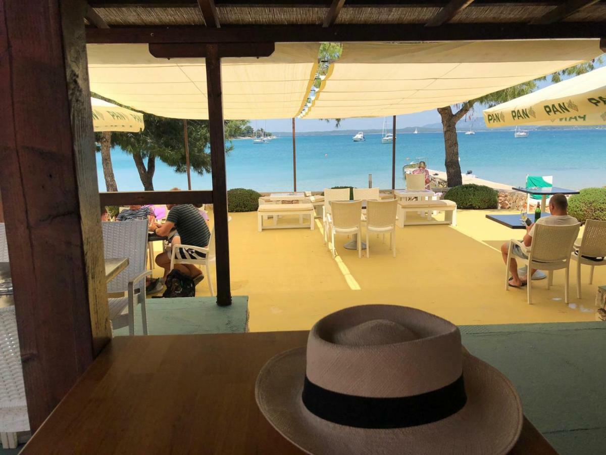 Villa Pina Appartment Chantos Tisno Esterno foto
